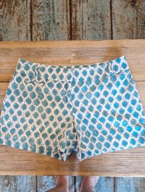 LOFT Teal & White Patterned Bermuda Shorts Size 4.